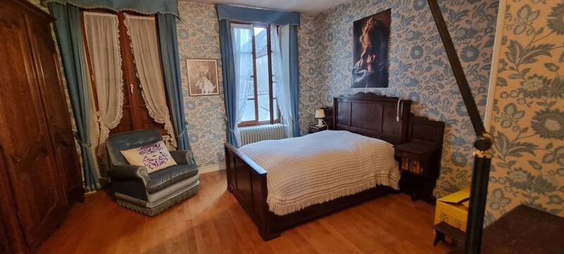 Villeblevin (89340)