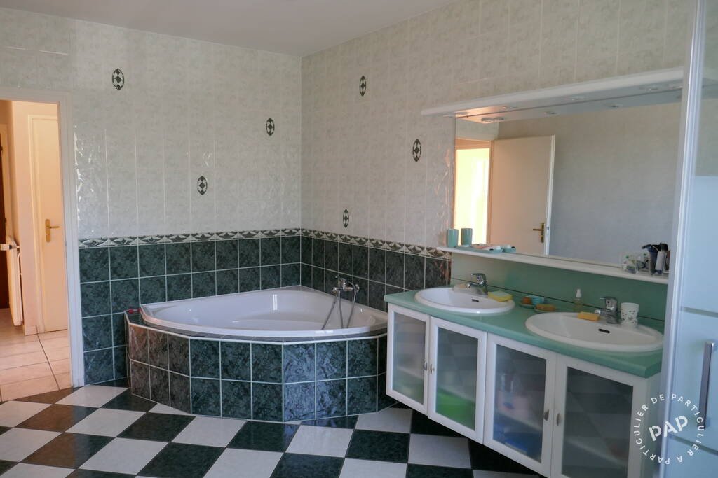 Vente maison 245 m² Charolles (71120) - 245 m² - 230.000 € | Particulier à Particulier — 4