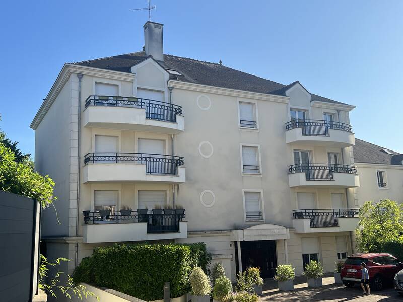 Vaires-Sur-Marne (77360)