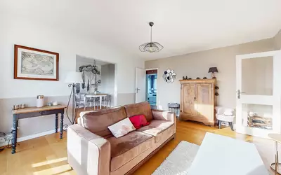 Les Ulis- Bel Appartement Traversant Avec Parking-