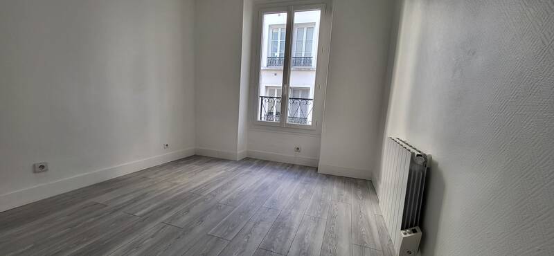Paris 11E