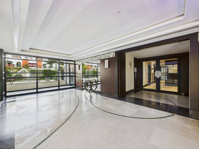 Suresnes (92150)