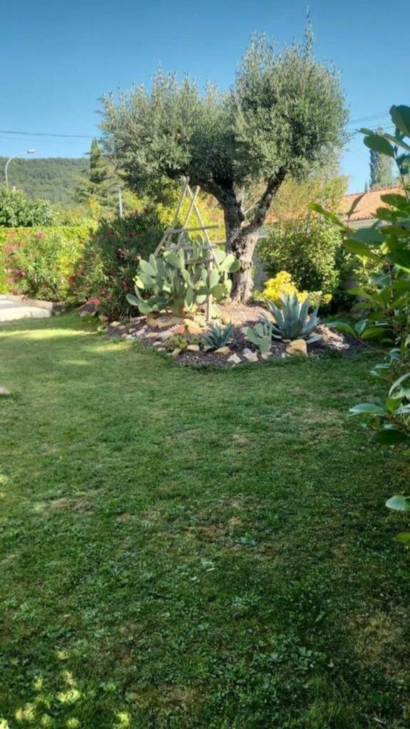 Tabre (09600)