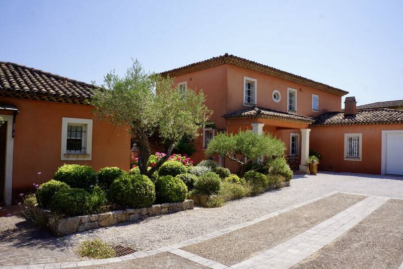 Grimaud (83310)