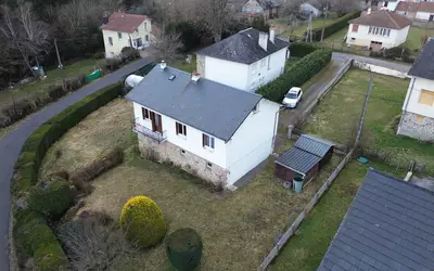 Bourg-Lastic (63760)