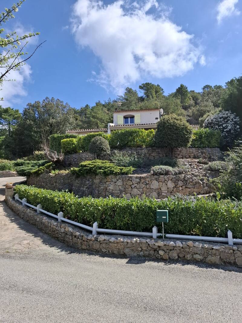 Tourtour (83690)