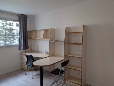 Location appartement studio Courbevoie (92400)