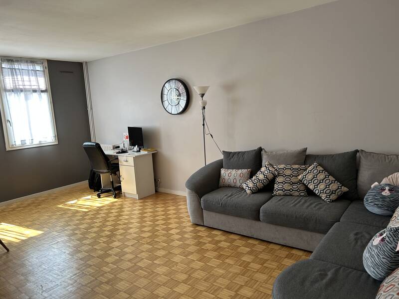Puteaux (92800)