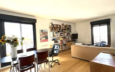 Puteaux (92800)