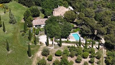 Vente maison 10 pièces Murs (84220)