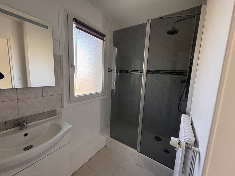 Melun (77000)