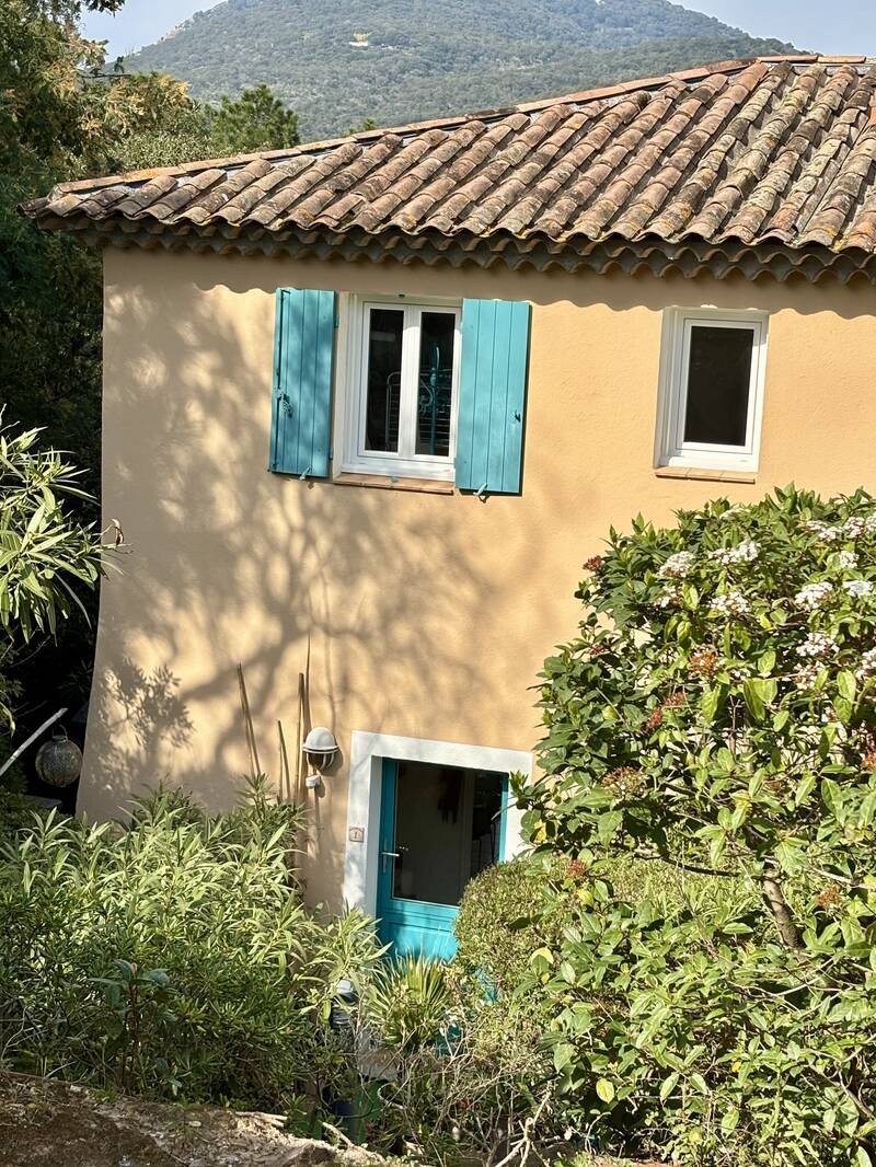Grimaud (83310)