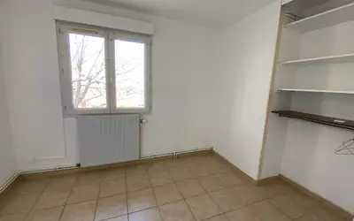 Limas (69400)