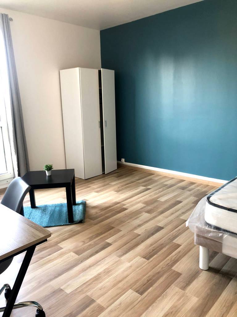 Chambre En Collocation