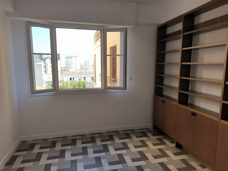 Toulon (83000)
