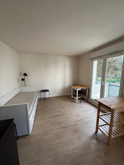 Location appartement studio Courbevoie (92400)