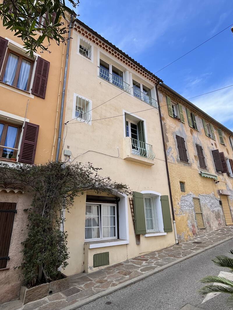 Bormes-Les-Mimosas (83230)