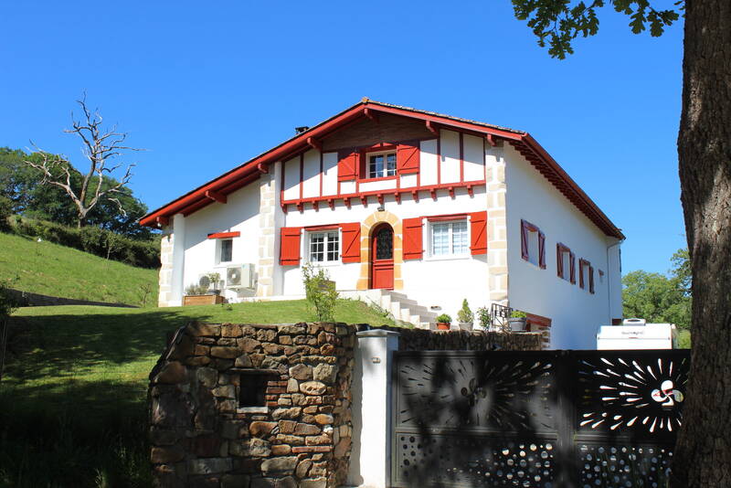 Arraute-Charritte (64120)