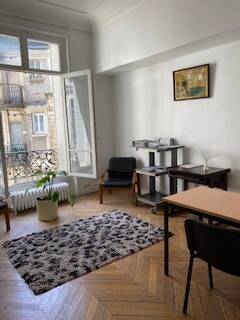 Bureaux, local professionnel Paris 8E (75008) - 45 m² - 4.500 €