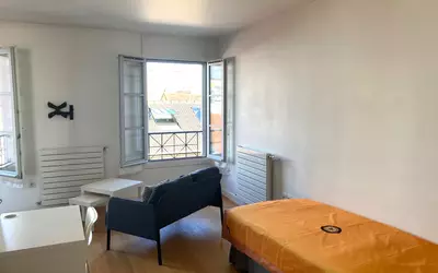 Puteaux (92800)