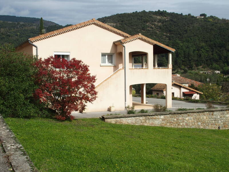Aubenas (07200)