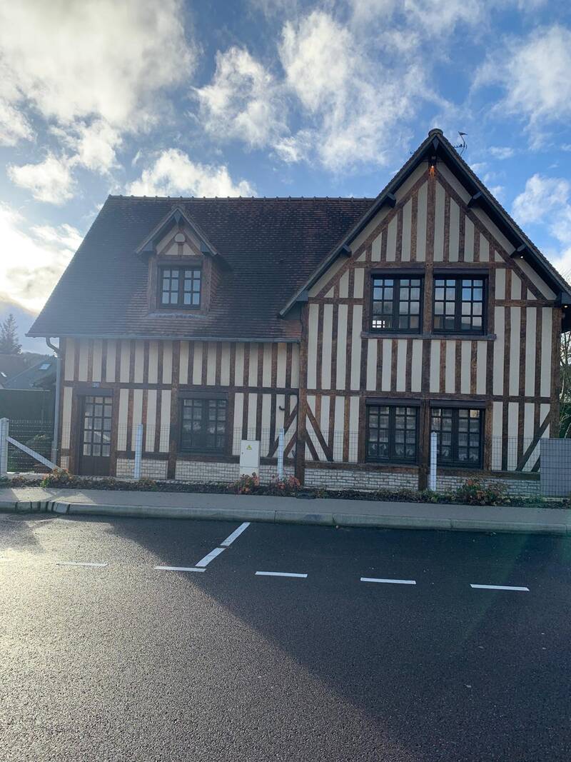 Ouilly-Le-Vicomte (14100)