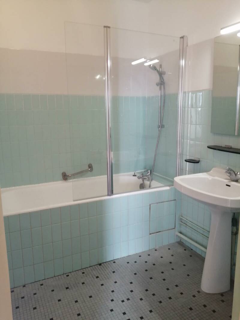 Melun (77000)