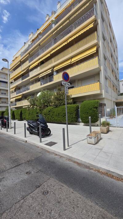Location appartement studio Nice (06)