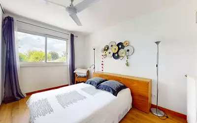 Familiale Avec Deux Logements Indépendants