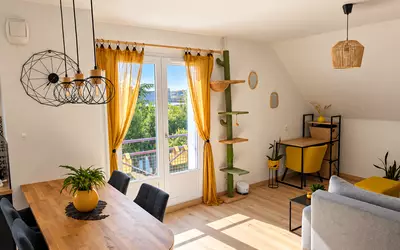 Nantes (44000)