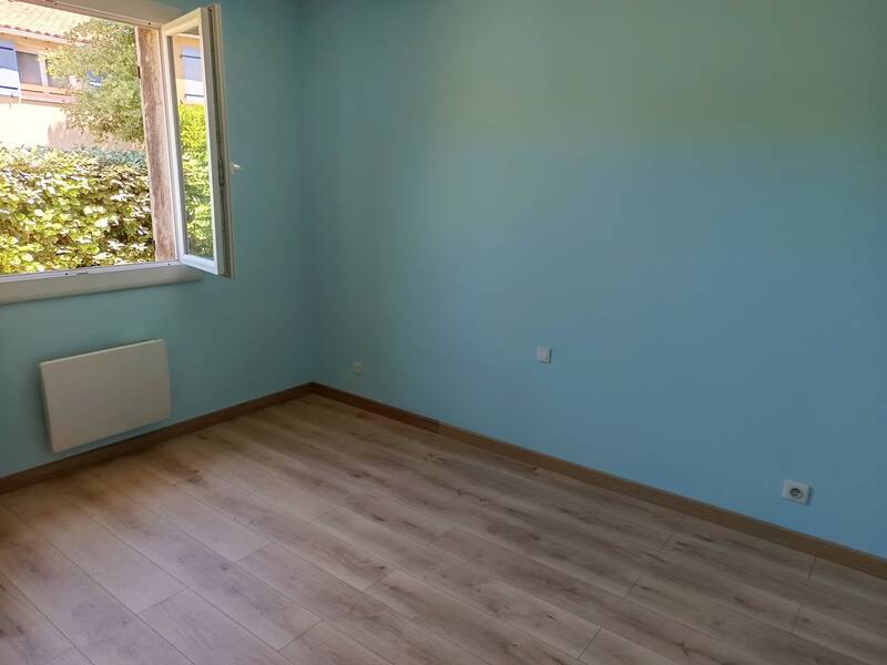 Tresques (30330)