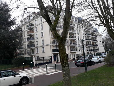 Location appartement 2 pièces Le Plessis-Robinson (92350)