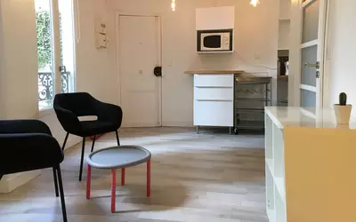 Paris 18E