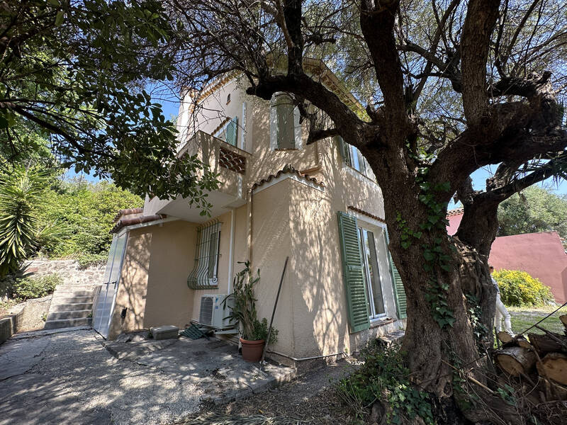 Villeneuve-Loubet (06270)