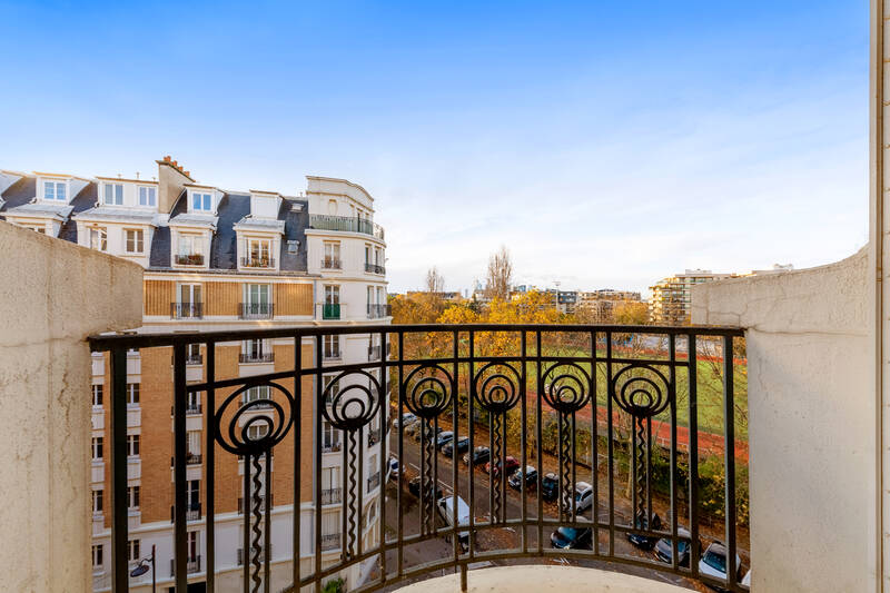 Paris 17E