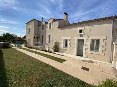 Vente maison 7 pièces Puyréaux (16230)