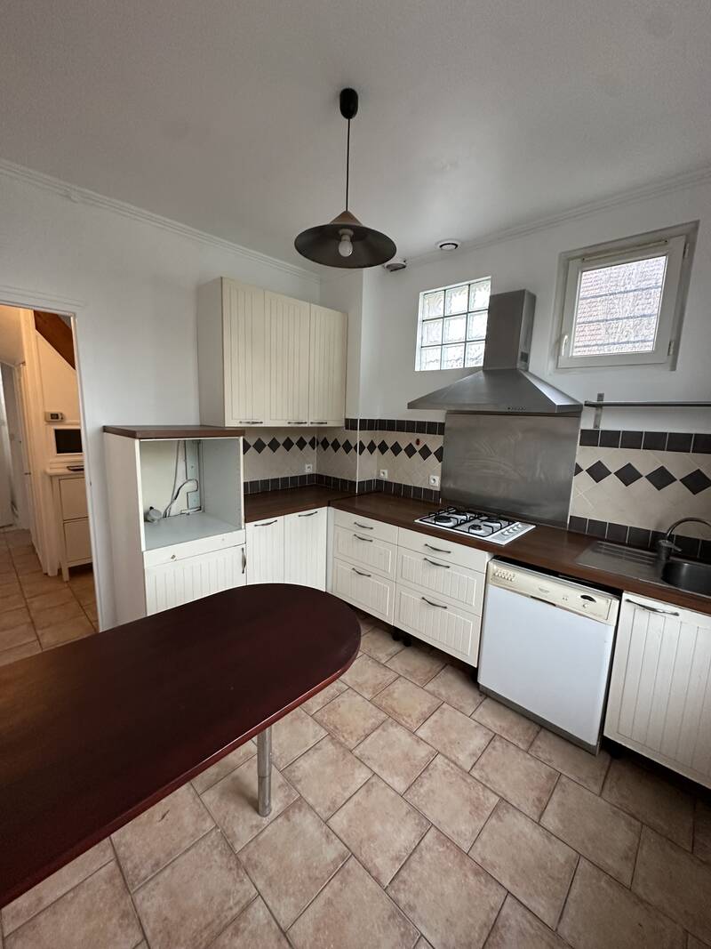 + Chalet De 41 M², Saint-Ouen-L'aumône (95310)