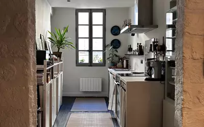 Uzès (30700)