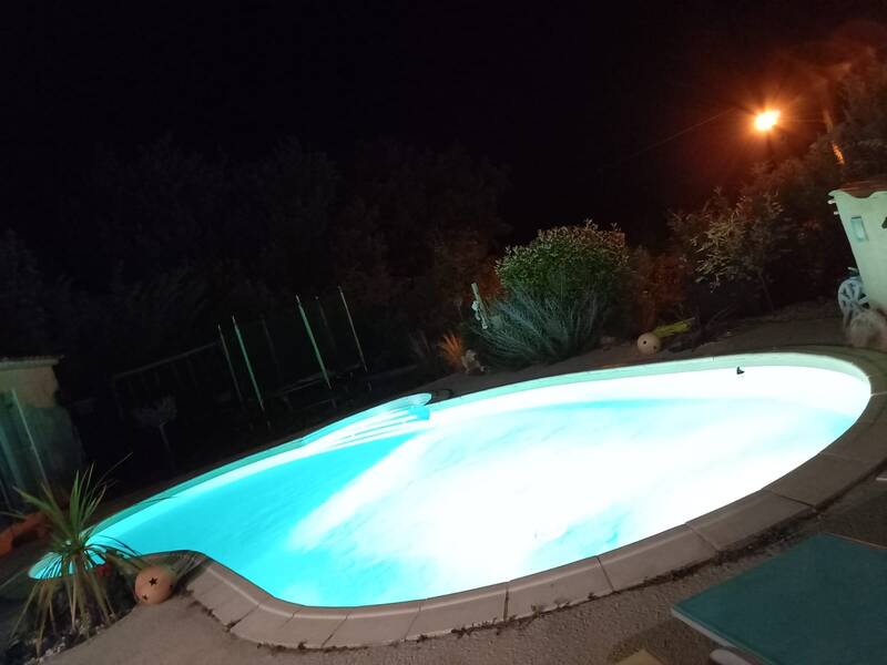 Cadenet (84160)