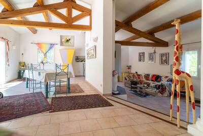 Vente maison 6 pièces Saint-Estève-Janson (13610)