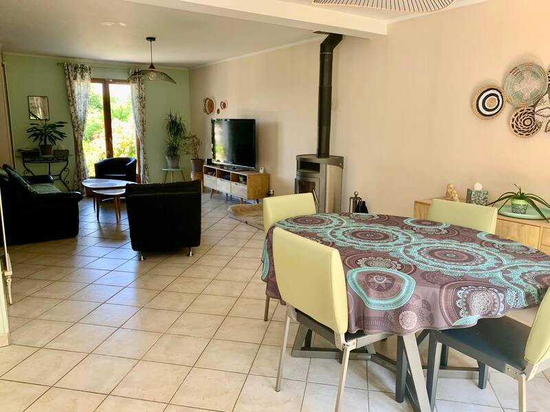 Vaux-Le-Pénil (77000)