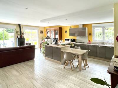 Vente maison 6 pièces Saint-Médard-en-Jalles (33160)