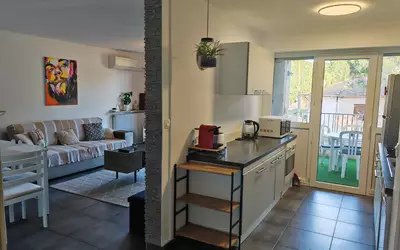 Fréjus (83600)