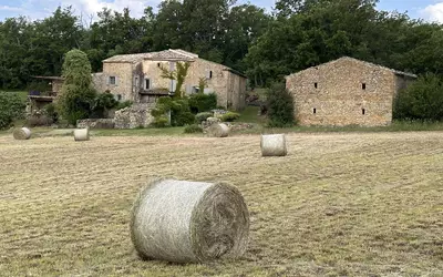 Simiane-La-Rotonde (04150)