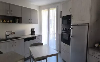 Grenoble (38000)