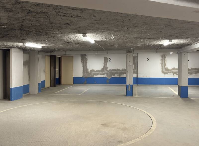 Paris 8E