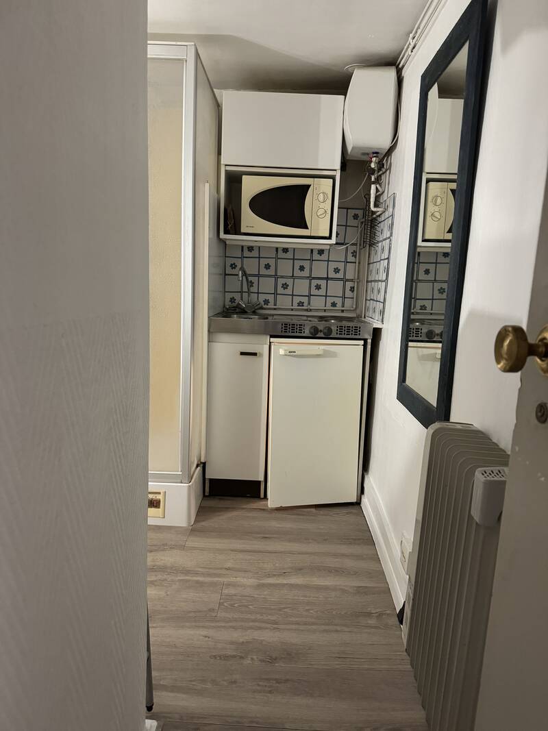 Paris 8E
