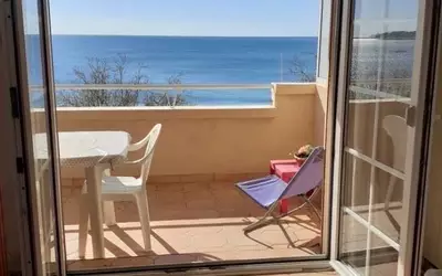Frejus Bord Plage  Ascenceur + Garage