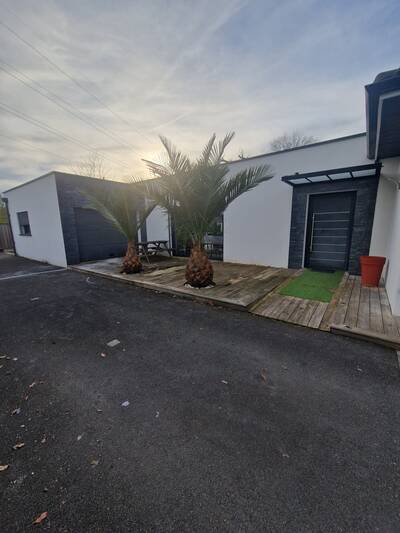 Vente maison 5 pièces Léognan (33850)