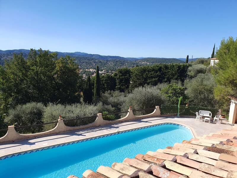 Cabris (06530)